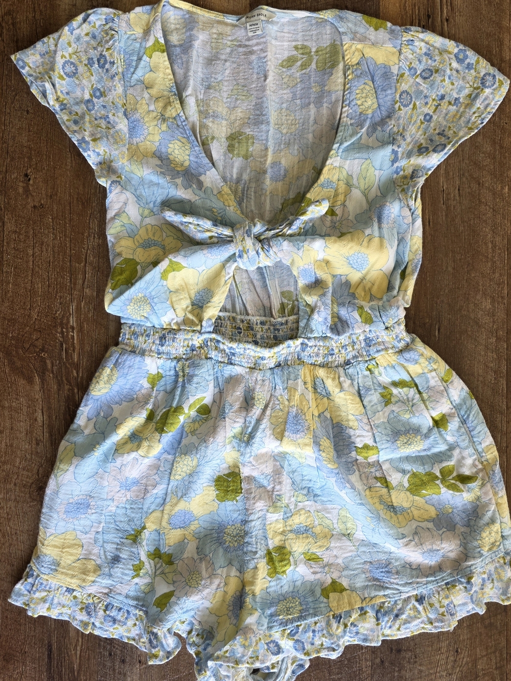 Woman's Floral Tie-Front Romper American Eagle Size Medium Light Blue & Yellow